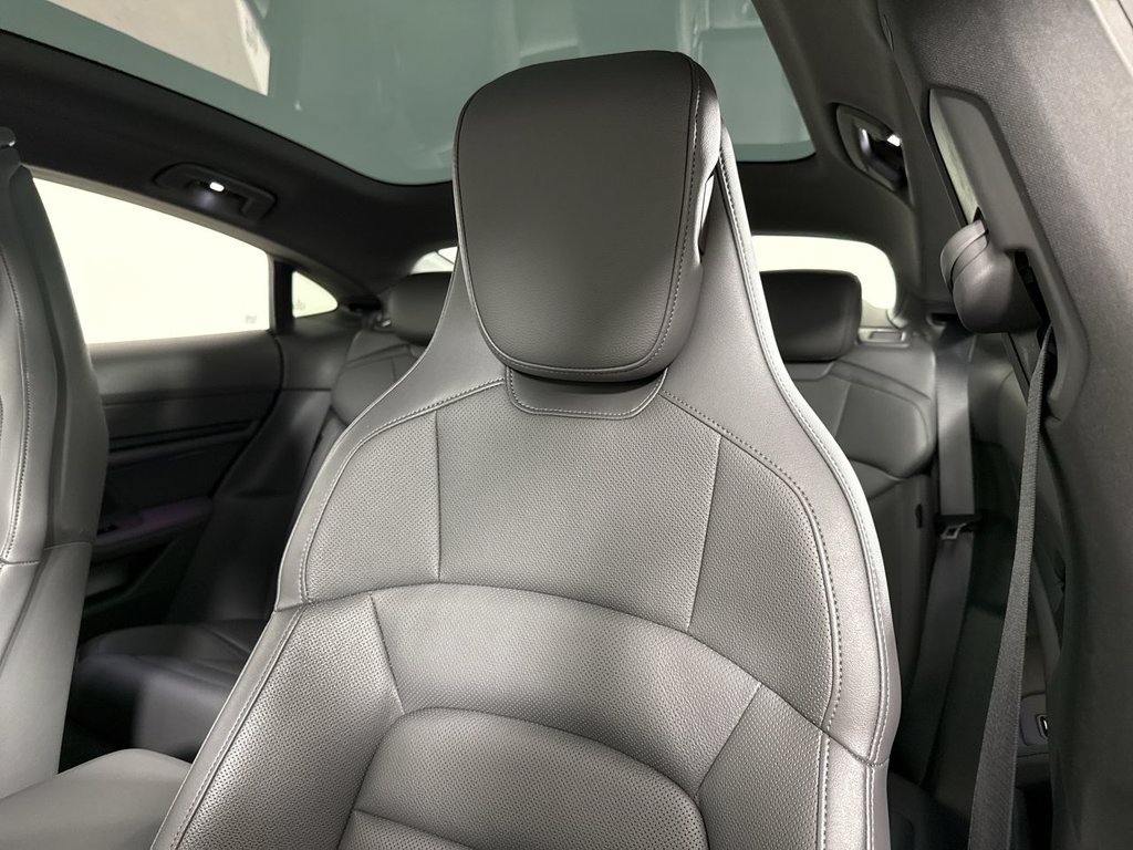 Certified 2021 Porsche Taycan 4S AWD/4WD image 41