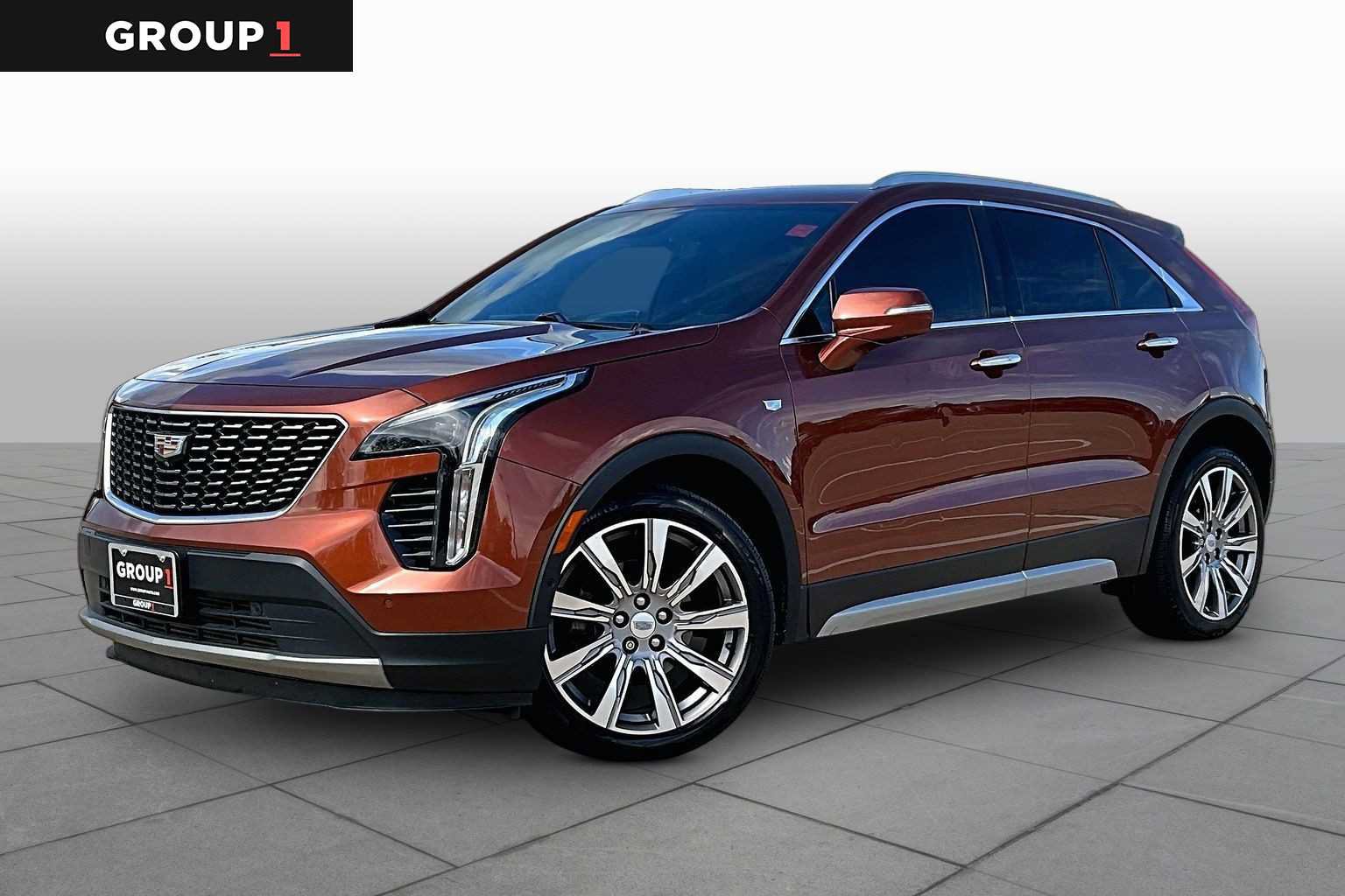 Used 2019 Cadillac XT4 Premium Luxury w/ Enhanced Visibility Package FWD image 1