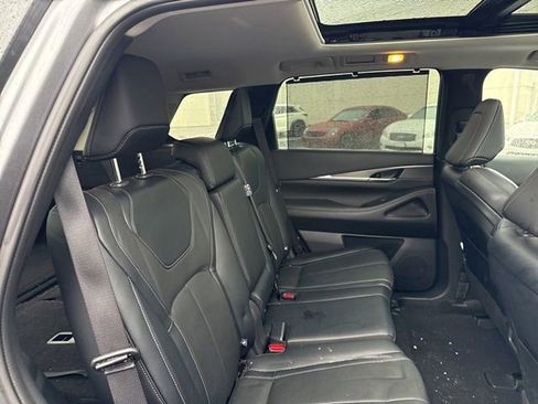 Certified 2023 INFINITI QX60 Luxe w/ Cargo Package image 19