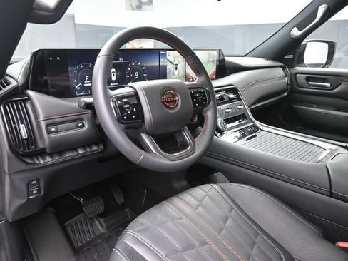 Used 2025 Nissan Armada PRO-4X w/ Pro-4X Premium Package AWD/4WD image 21