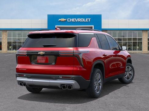 New 2027 Chevrolet Traverse LT w/ Driver Confidence Package FWD image 4
