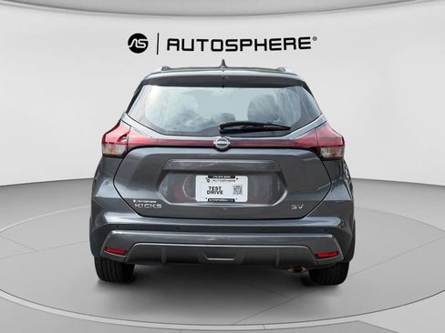 Used 2023 Nissan Kicks SV FWD image 8