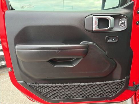 Used 2020 Jeep Gladiator Sport w/ Quick Order Package 24S image 27