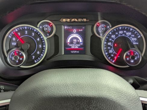 Used 2026 RAM 2500 Big Horn AWD/4WD image 15