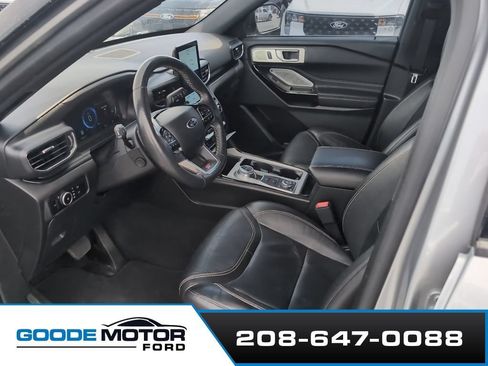 Used 2023 Ford Explorer ST w/ Equipment Group 401A AWD/4WD image 10