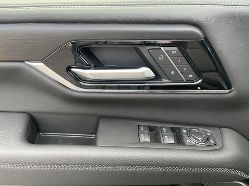 New 2026 GMC Yukon Denali w/ Advanced Technology Package AWD/4WD image 24
