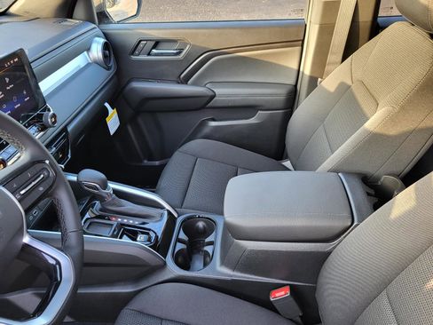 New 2026 Chevrolet Colorado LT image 18
