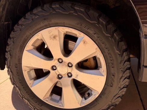 Used 2011 Subaru Outback 3.6R Limited image 29