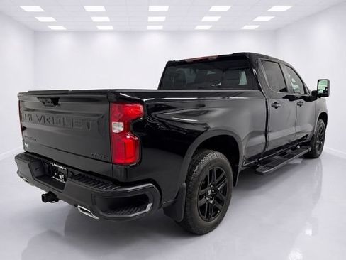 Used 2024 Chevrolet Silverado 1500 RST AWD/4WD image 12