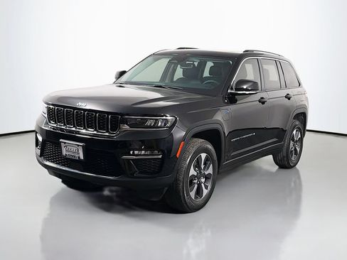 Used 2022 Jeep Grand Cherokee Limited 4xe AWD/4WD image 3