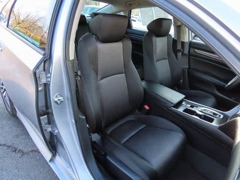 Used 2020 Honda Accord Hybrid image 17