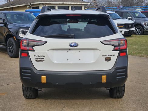 Used 2025 Subaru Outback Wilderness image 5