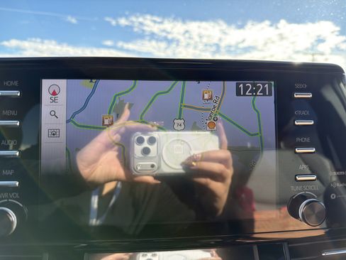 Used 2023 Toyota Sienna XSE image 24