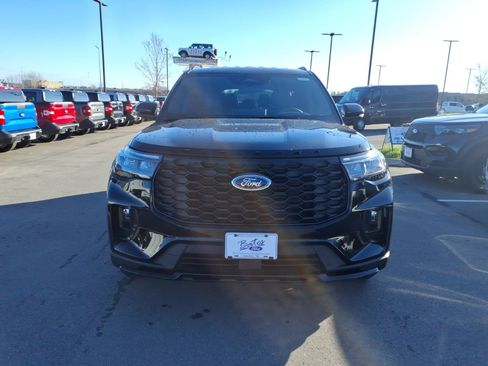 New 2026 Ford Explorer ST-Line RWD image 8