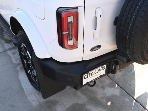 Used 2024 Ford Bronco Outer Banks image 14