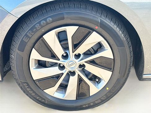 Used 2020 Nissan Altima 2.5 S image 30