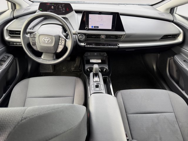 Used 2025 Toyota Prius LE FWD image 15