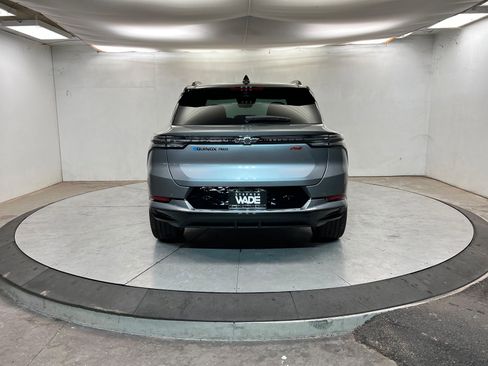 New 2026 Chevrolet Equinox EV RS image 5