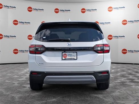 New 2025 Honda Pilot EX-L image 6