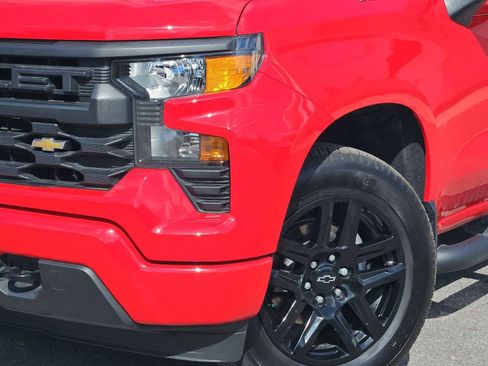 Used 2024 Chevrolet Silverado 1500 Custom image 11