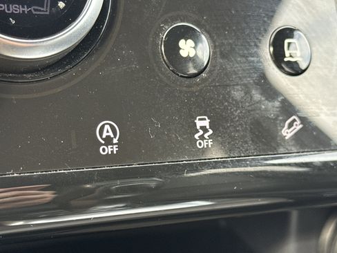 Used 2020 Land Rover Discovery Sport S AWD/4WD image 23