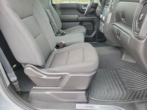 Used 2024 GMC Sierra 1500 Pro w/ Pro Value Package image 32