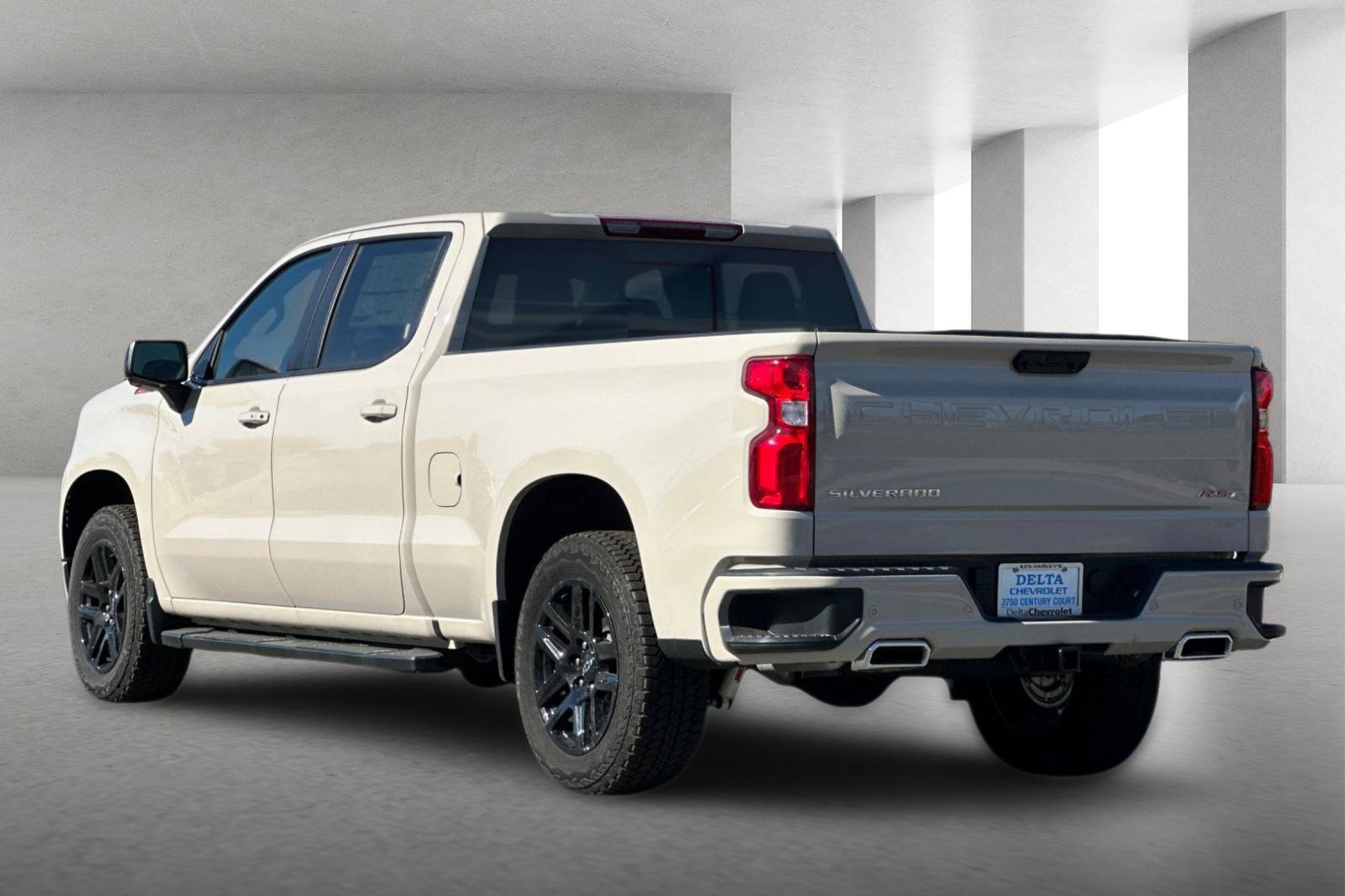 New 2026 Chevrolet Silverado 1500 RST w/ Z71 Off-Road Package AWD/4WD image 6