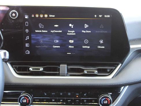 Used 2025 Chevrolet Equinox LT w/ Convenience Package II AWD/4WD image 13