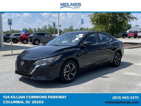 Used 2025 Nissan Sentra SV FWD image 3