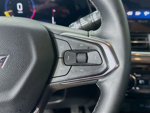 Used 2025 Chevrolet Trax ACTIV image 23