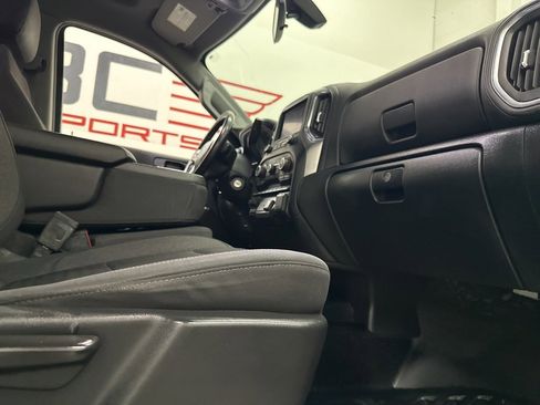 Used 2020 Chevrolet Silverado 1500 LT image 54