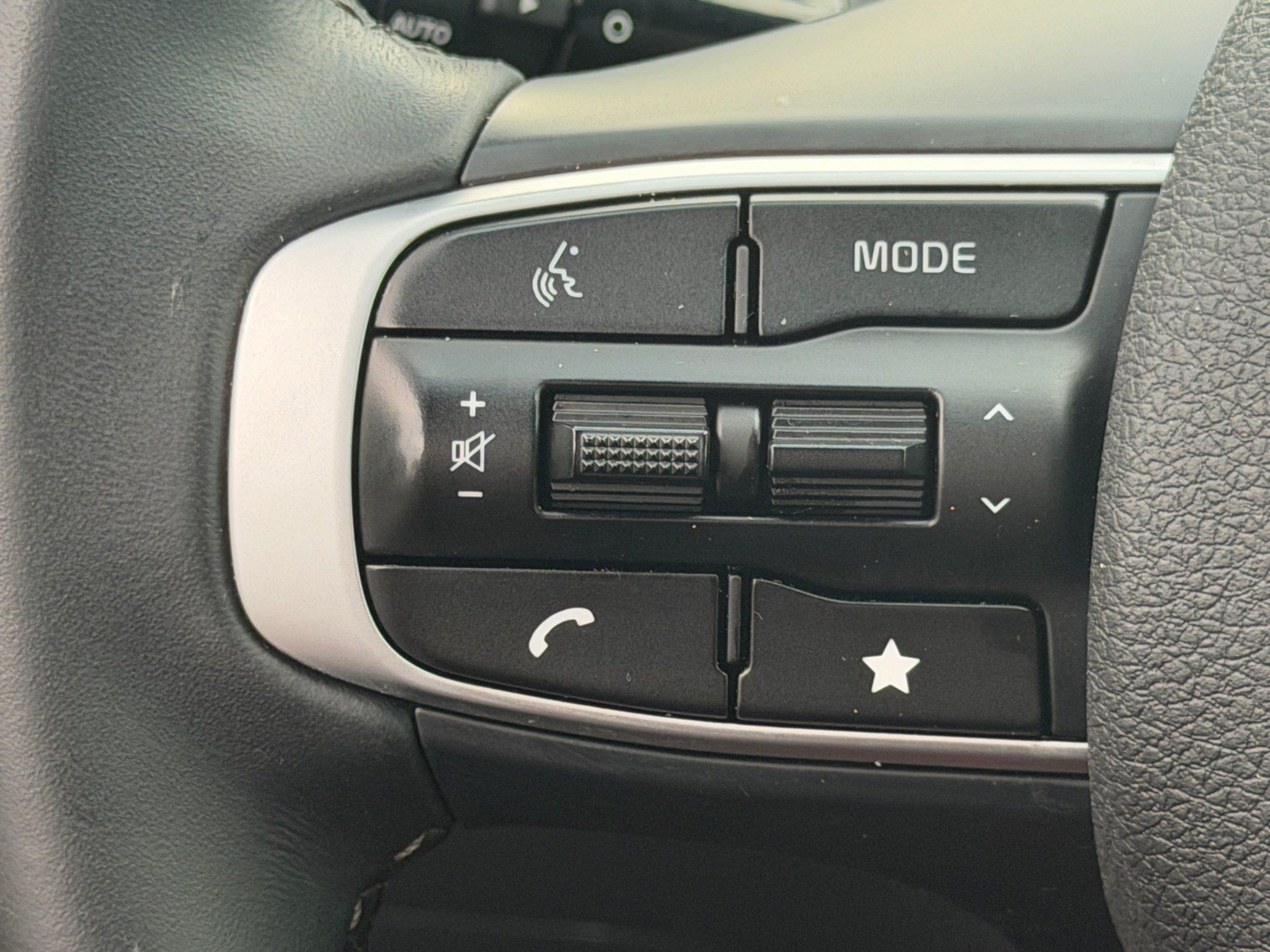 Used 2025 Kia K5 GT-Line w/ GT-Line Premium Package FWD image 35