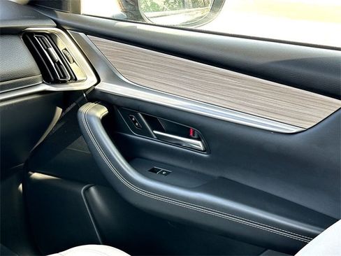 Used 2025 MAZDA CX-70 3.3 Turbo w/ Preferred Package image 28