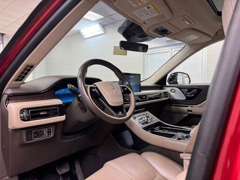 Used 2020 Lincoln Aviator Reserve w/ Equipment Group 202A AWD/4WD image 15