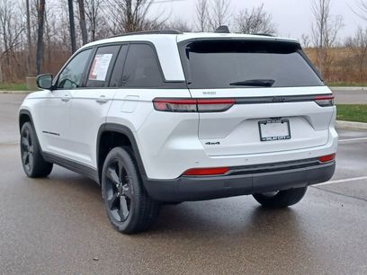 Used 2023 Jeep Grand Cherokee Altitude