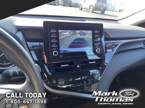 Used 2022 Toyota Camry LE image 17
