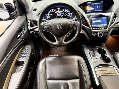 Used 2020 Acura MDX SH-AWD w/ Technology Package image 2