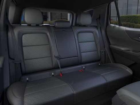 New 2025 Chevrolet Equinox LT w/ Convenience Package II image 41