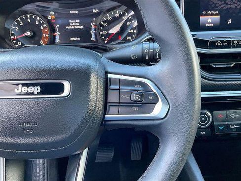 Certified 2023 Jeep Compass Latitude AWD/4WD image 19