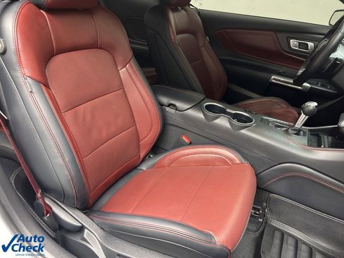 Used 2024 Ford Mustang GT Premium image 23