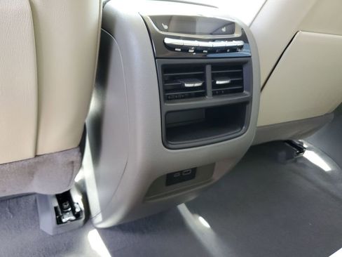 New 2025 Cadillac XT5 Premium Luxury image 22