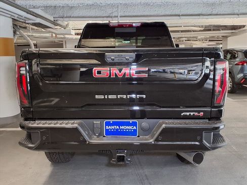 New 2026 GMC Sierra 2500 AT4 w/ Technology Package image 8