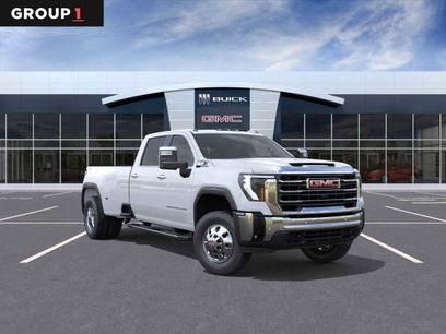 New 2026 GMC Sierra 3500 SLT w/ SLT Premium Package