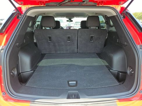 Used 2023 Chevrolet Blazer LT FWD image 25