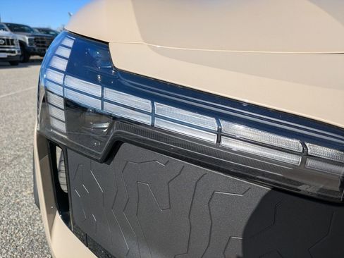 New 2026 Volvo EX30 Cross Country Ultra w/ Protection Package Premier image 10