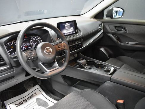 Used 2021 Nissan Rogue S image 4