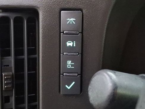 Used 2013 Chevrolet Express 1500 LS image 25