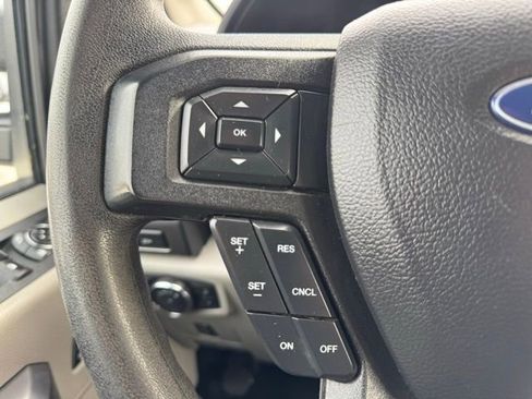 Used 2018 Ford F450 XLT w/ XLT Premium Package image 14