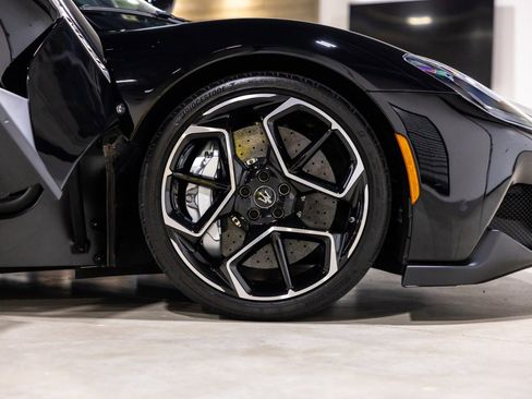 Used 2022 Maserati MC20 Coupe image 24