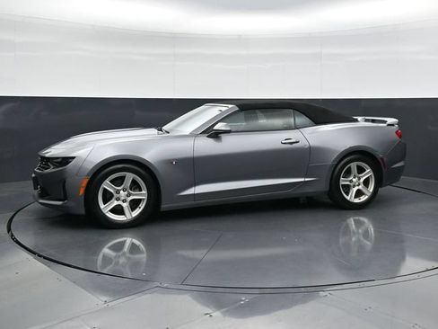 Used 2020 Chevrolet Camaro LT RWD image 6
